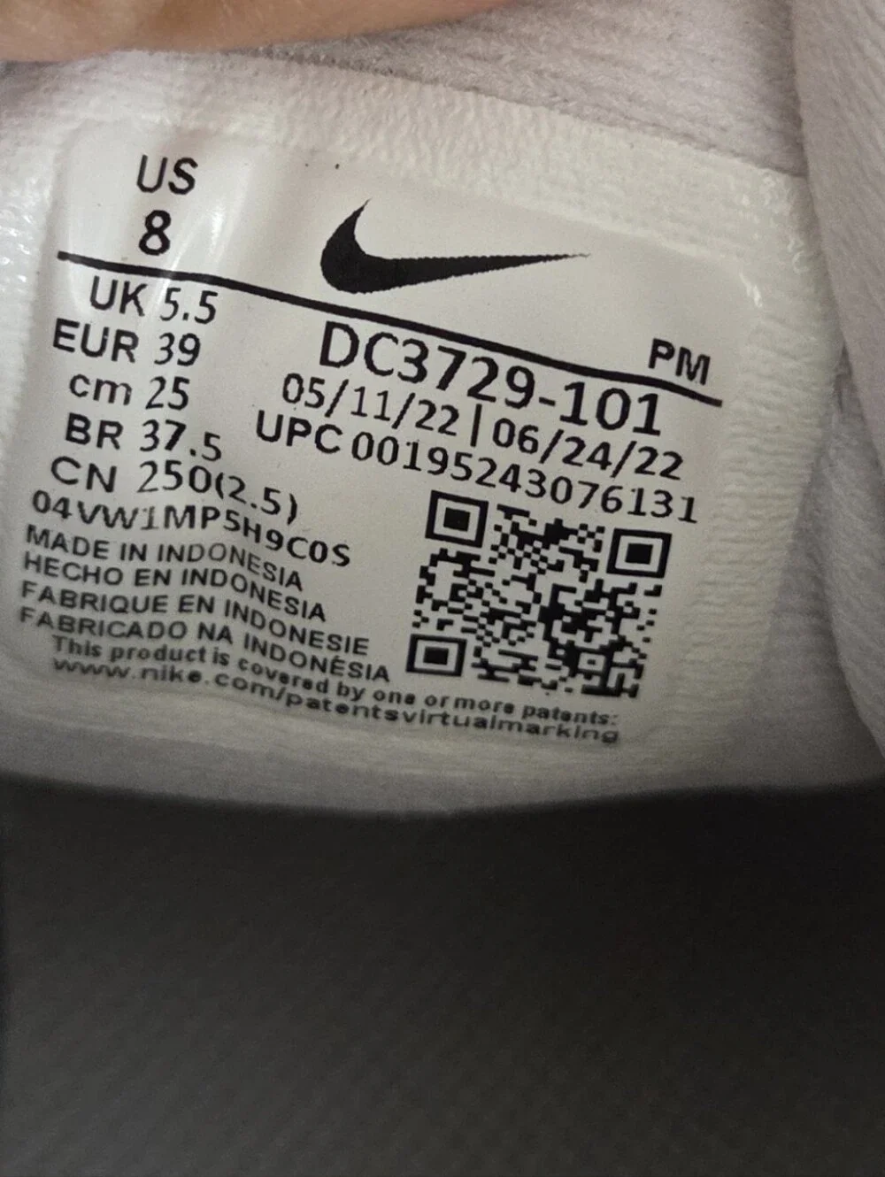 Nike Revolution 6 Next Nature White Running Shoes Womens 8